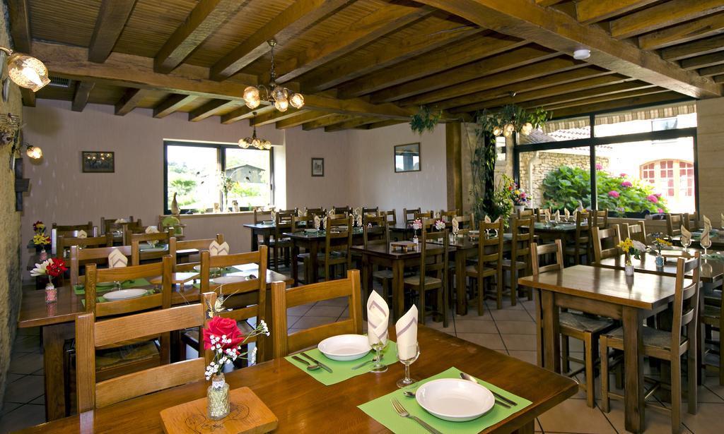 La Table Du Chaffour Ξενοδοχείο Saint-Geniès-Bellevue Εξωτερικό φωτογραφία