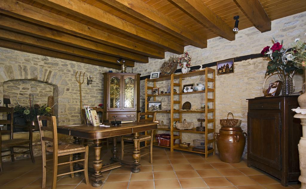 La Table Du Chaffour Ξενοδοχείο Saint-Geniès-Bellevue Εξωτερικό φωτογραφία